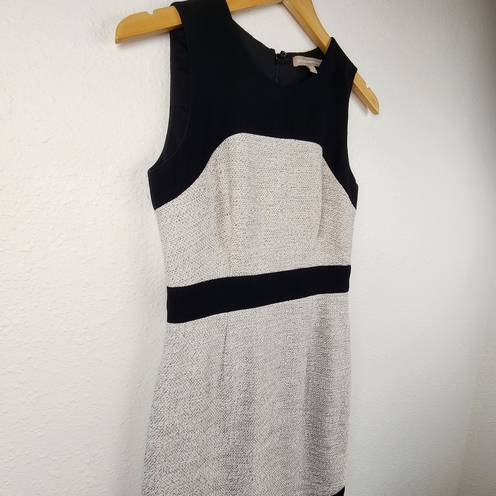 Banana Republic Black & White Colorblock Sheath Sleeveless Dress Women's Size 2 - Picture 2 of 9